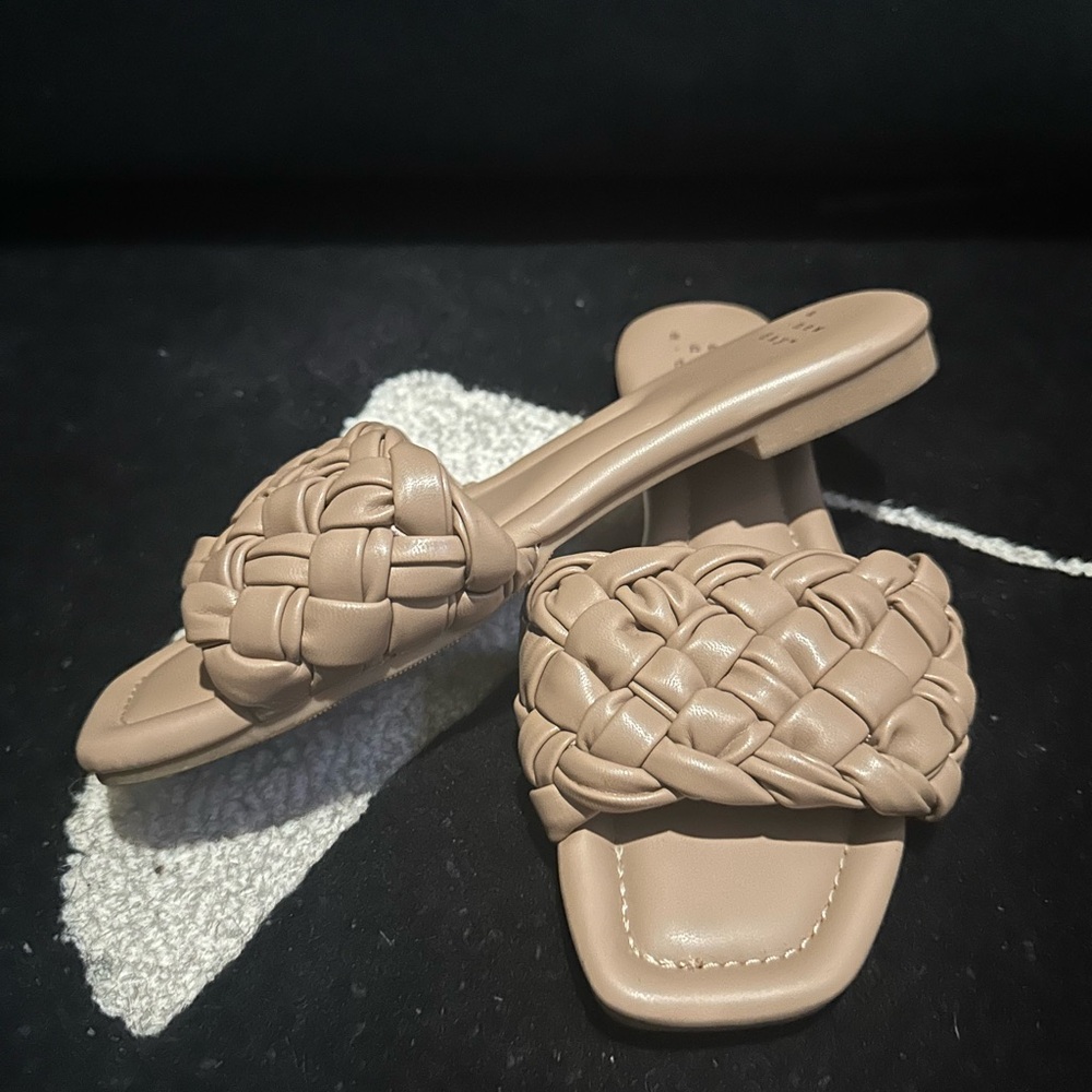Elegant Tan Woven Slide Sandals